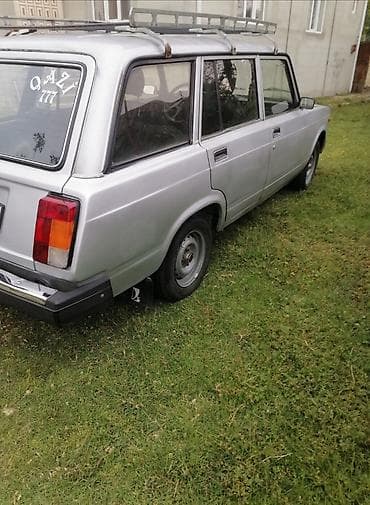 yarasa spoyler: LADA 2104 universal, gümüşü rəng. - Kuzov: 5 qapı, arxa yük bölməsi — 1
