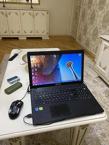 apple iphone 16 pro: ASUS noutbuk – 15.6" ekranlı, tam ölçülü klaviaturalı model — 2