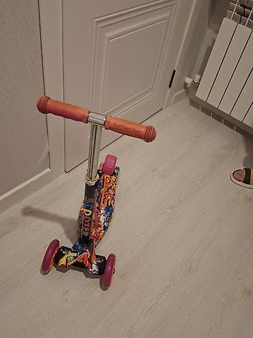 scooter samokatlar: Uşaq skuterı - Üç təkərli model: iki ön, bir arxa təkər – balansı — 1