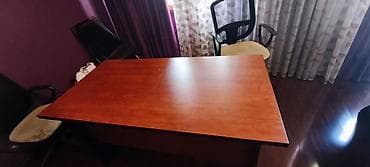 İşlənmiş, Müdir üçün, Dördbucaq masa
