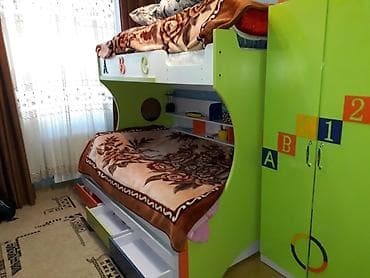 2 matraslıdır 2 mərtəbəli yatağ altda bir mərtəbədə açılır 3 mərtəbəli — 5