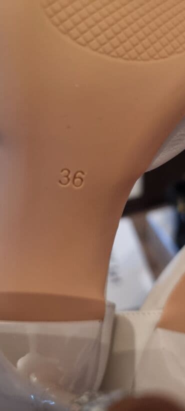 4xl nece razmerdi: Endirimdedi 55 manatdan dusum 35 — 1