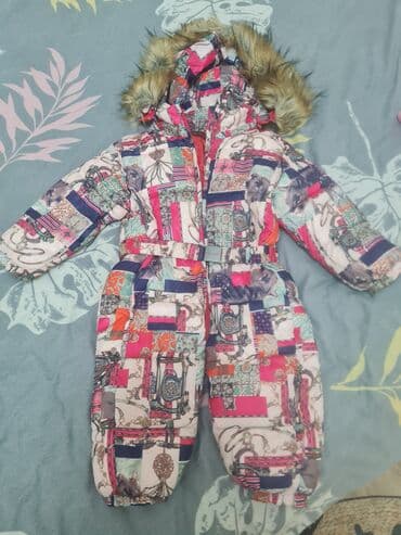 Boyunbağılar: Kombinezon satilir. hem qiz hem oglan uwagi ucun uygundur. kombinzon — 1