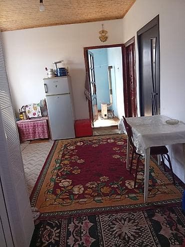 20 ci sahə ev: 3 otaqlı, 94 kv. m, Kredit yoxdur, Orta təmir — 4