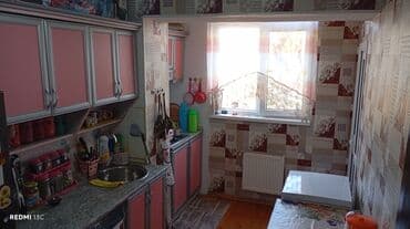 Təmir və tikinti: SATILIR!Şəhərin mərkəzində5 mərtəbə binanın 5 ci mərtəbəsində2 — 6