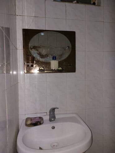 sumqayıtda 1 otaqlı evlərin qiyməti: Bakı, 4 otaqlı, Köhnə tikili, 100 kv. m — 14