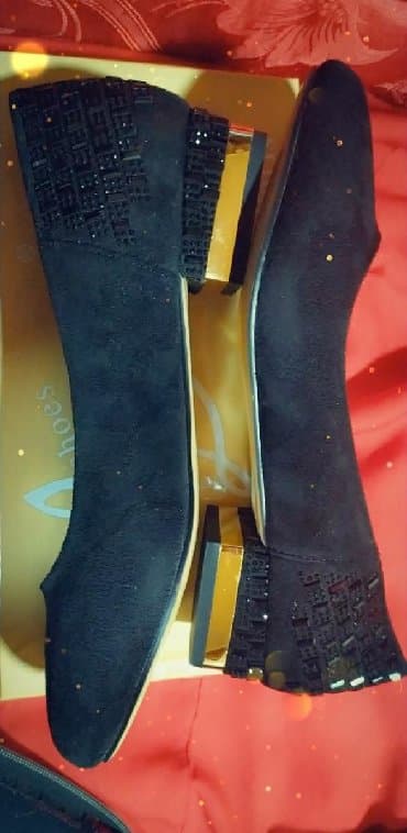 charles keith az: Baletkalar, Carlo Pazolini, Ölçü: 40, rəng - Qara, Yeni — 4