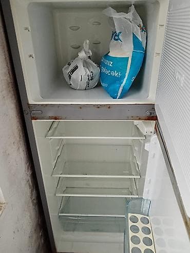 kiraye ev babek: 1/2-yə düzəlmə, köhnə bina, Həzi aslanov m/st yaxınlığında yerləşən — 9