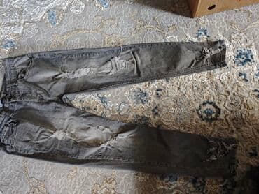 qaqa stili şalvar: Türkiyyədə alınıb.Az İstifadə olunub və səliqəli.Uzunluq 1metr — 3