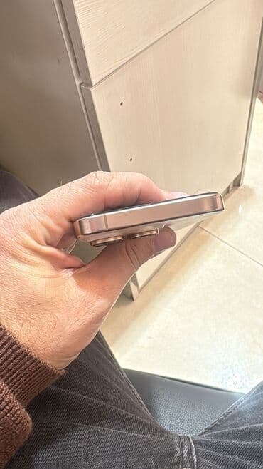 world telecom iphone 11 pro: IPhone 16 Pro, 128 GB, Qızılı, Zəmanət, Face ID, Sənədlərlə — 6