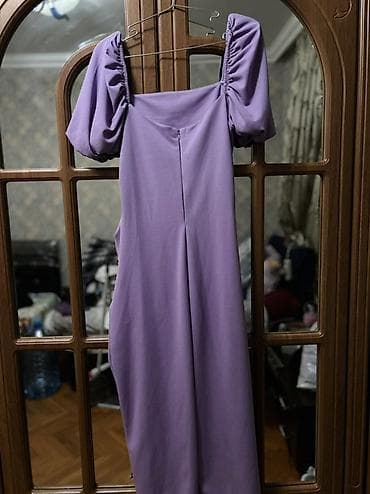 libas: Bənövşəyi rəngdə qadın donu - Model: Puff qollu, kvadrat yoqa - — 2