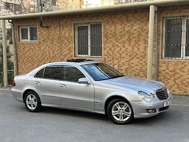 30 kuza prius: Mercedes-Benz E-Class (W211) sedan – gümüşü rəng. Xüsusiyyətlər: - — 1