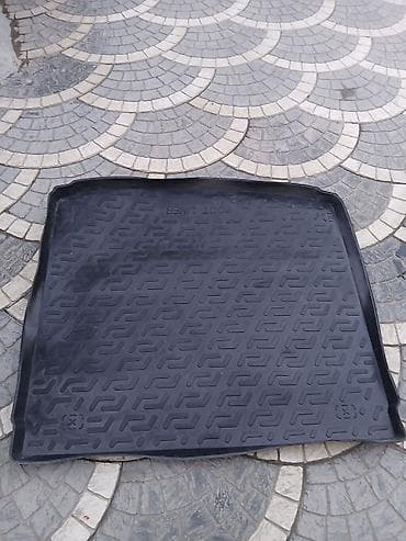 rezin sabolar: Avtomobil baqajı üçün qoruyucu rezin “Boot Liner” palçıqlı/paslanmaya — 1