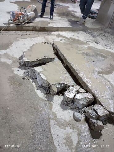 plastik ayna qapi: #Betonkesme #betondeşmə Beton kubik kərpic - dən kəsim deşim — 21