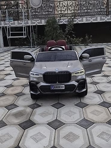 uşaqlar üçün maşınlar: Uşaq üçün elektrikli avtomobil – BMW X8 üslubunda - Korpus: metalik — 2