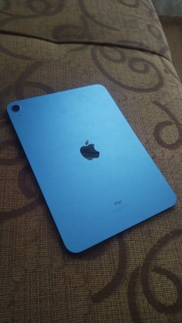 ipad 2022: Mavi rəngdə Apple iPad planşeti. Teze almisam hec bir cizixi zedesi — 1
