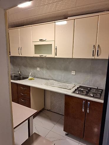 zabratda ev: 1 otaqlı həyət l – geniş otaq və mətbəxli 118A sonucu dayanacaqda — 8