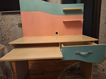 Bitkilər: Oğlan və qız üçün, İşlənmiş, Siyirməli, Yazı masası, Stulsuz — 2