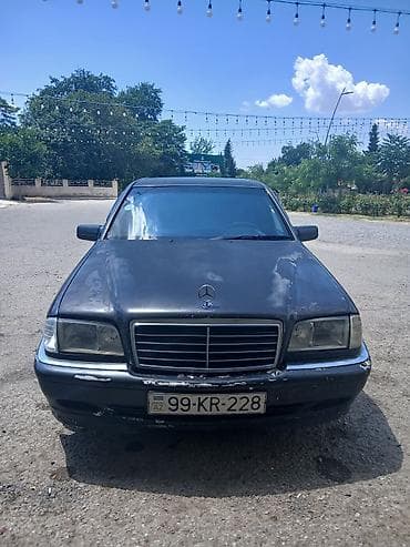 Nəqliyyat: Mercedes-Benz C-Class: 2.2 l | 1997 il Sedan — 1
