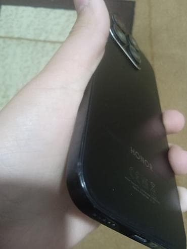 honor s8: Honor 256 GB, rəng - Qara, Barmaq izi, İki sim kartlı, Face ID — 6