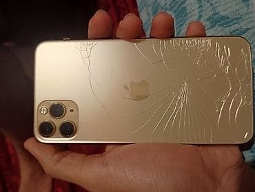 telofonu: IPhone 11 Pro Max, 256 GB, Matte Gold — 2