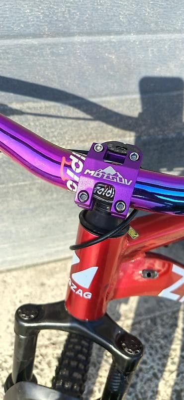 !BARTER VAR! 26lığ Zigzag tekerler tep teze shimano tz oturucu — 2