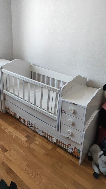 Sifarişlə mebel: Oğlan və qız üçün, Dördbucaq, Beşik, Dəstsiz, Matras ilə, Yellənmə mexanizmsiz — 1