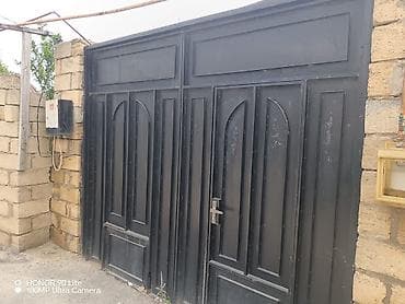 Darvaza tecili satlir 📍Hündürü 2.60mtr Eni 3.mtr 📍500 azn Unvan — 1