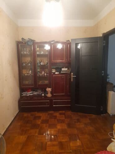 Köhnə tikili: Daşkənd proyekti daş bina beş mərtəbəli binanın 2 ci mərtəbəsi 4 — 8