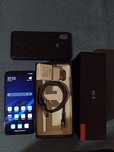 iphoni 8: Xiaomi Mi 8, 64 GB — 1