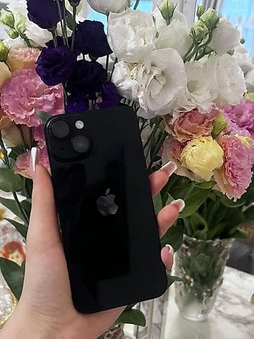 ayfo: IPhone 13, Qara, Face ID — 1