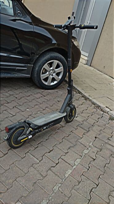 İşlənmiş Elektrik samokat 9", 751 - 1000 Vt, 26 - 35 km/s, Pulsuz çatdırılma