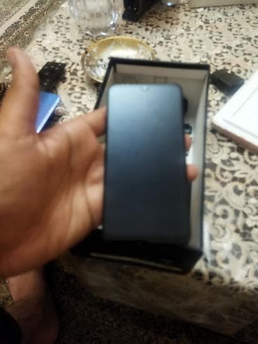 Salam Qiriq və zapcast telefonlar satiram içlərində platasi işləyən — 9