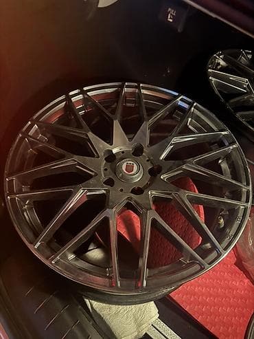 HRE Performance Wheels çoxşaxəli yüngül lehimli disklər dəsti R18 lalafo.az -da HRE Performance Wheels çoxşaxəli yüngül lehimli disklər dəsti R18