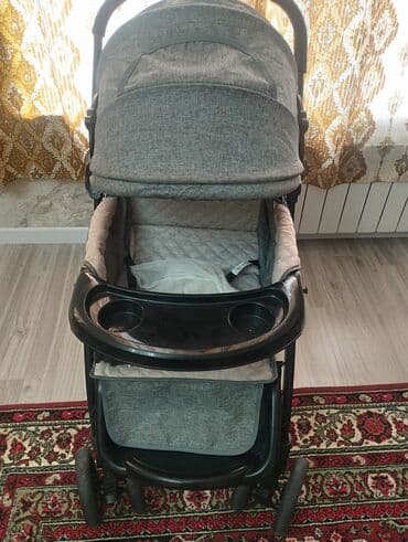 Klassik gəzinti arabası