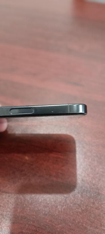 iphon 6 plus: IPhone 16 Pro Max, 256 GB, Black Titanium, Face ID — 2