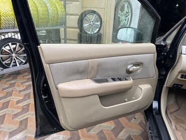 c klass mersedes: Nissan Tiida: 1.8 l | 2007 il Sedan — 13