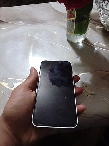 sim nomreler 211: IPhone Xr, Ağ — 4