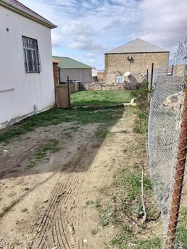 qobustan qəsəbəsi: 2 sot, Tikinti, Mülkiyyətçi — 2