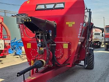 traktor starter: Tiremix Y-12 yem qarışdırıcı və paylayıcı qoşqu - Brend/model: Ak — 3