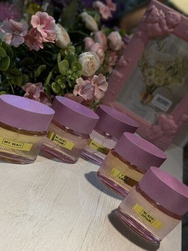 спрей кондиционер для волос: Qadın ətirləri – dekorativ şüşələrdə Model adları: - Black Opium - — 5