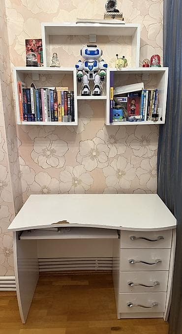 белый рабочий стол: Səliqəli və rahat yazı masası satılır. Minimal dizaynlıdır, otağa çox — 3