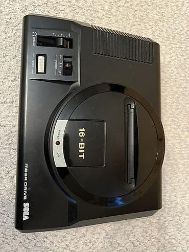 Xbox Series S: SEGA Mega Drive (Model 1) 16‑bit oyun konsolu Original Sega Mega — 4