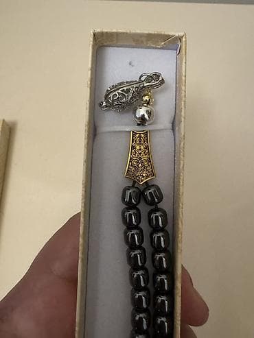 təsbeh daşları: Hematit tespih – hədiyyə qutusunda - Material: parlaq qara-boz — 2