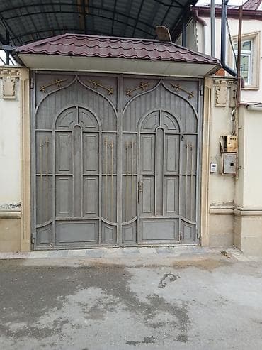 İşlənmiş Dəmir Həyət darvazası, Yana açılan, 3 m, Mexaniki, Qapı ilə, rəng - Boz