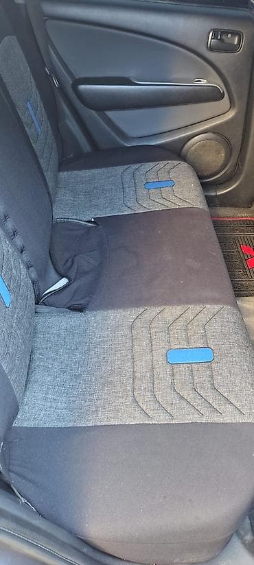mitsubishi lancer evolution: Mitsubishi Outlander: 2 l | 2006 il 220000 km Ofrouder/SUV — 5