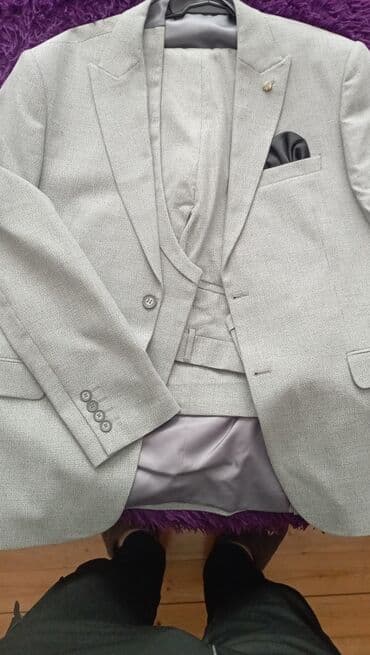 cins pencekler 2022: Bəylik kostyumu olub sadəcə 1 defə geyinilib. Ehtiyyacım yoxdur və — 1