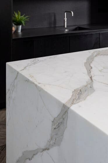 mərmər pilləkən: Mərmər işləri — 3