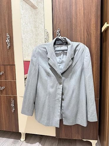 ana bala geyimi: Xs s m razmerler her biri 5 azn Qadın geyim dəsti – 4 məhsul 1) Ağ — 10