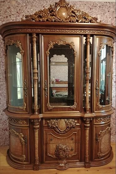 aslanoglu mebel: Klassik üslubda vitrin-bufet - Material: Təbii ağac üzərində yüksək — 1